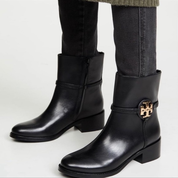 Tory Burch Black Leather 45mm Miller 